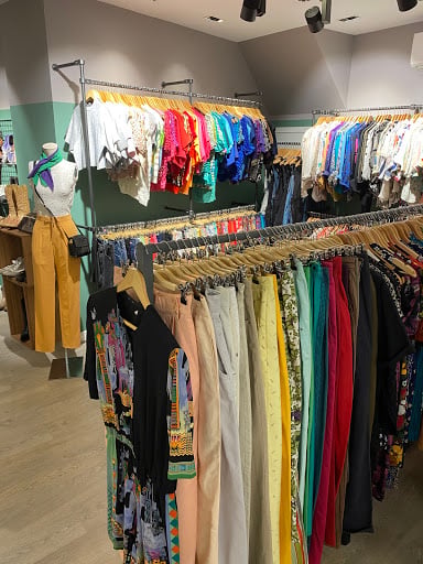 Mosaico Vintage (second-hand clothes) 2