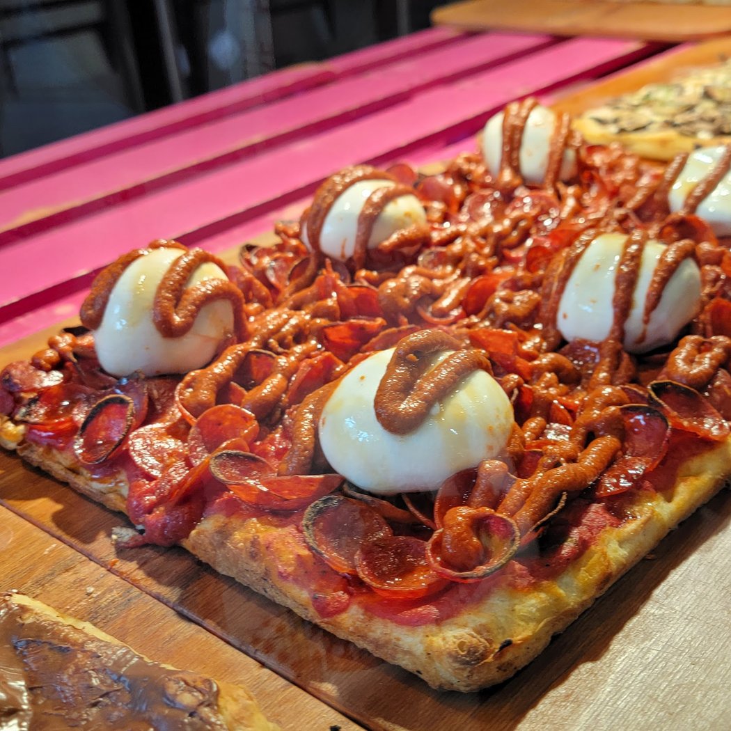 Unregular Pizza 1