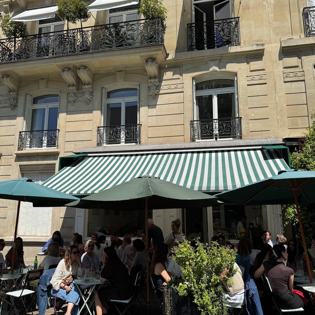 Grace Café 3
