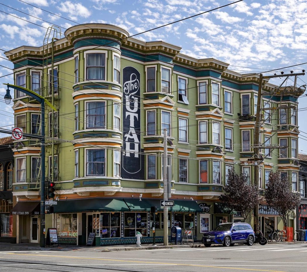 The Hotel Utah Saloon 4
