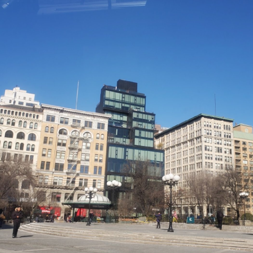 Lincoln Building 2