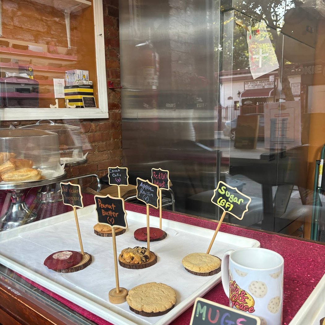 Sofia & Grace Cookie Company 3