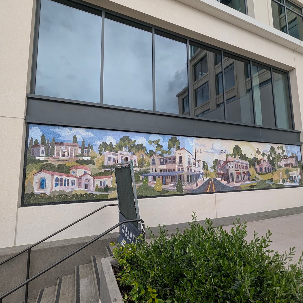 Burlingame Town Square 2