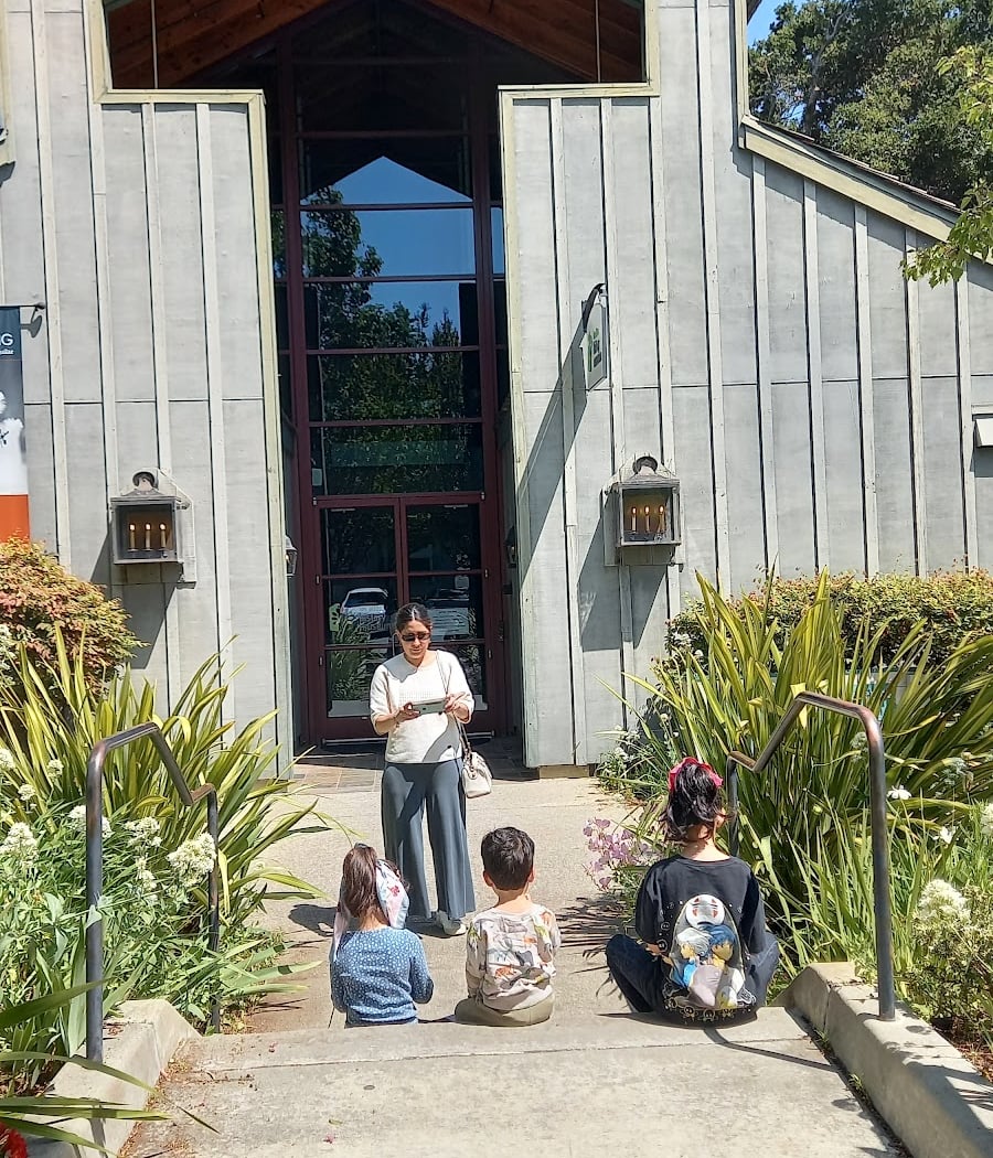 Friends of the Library of Los Altos and Community 2