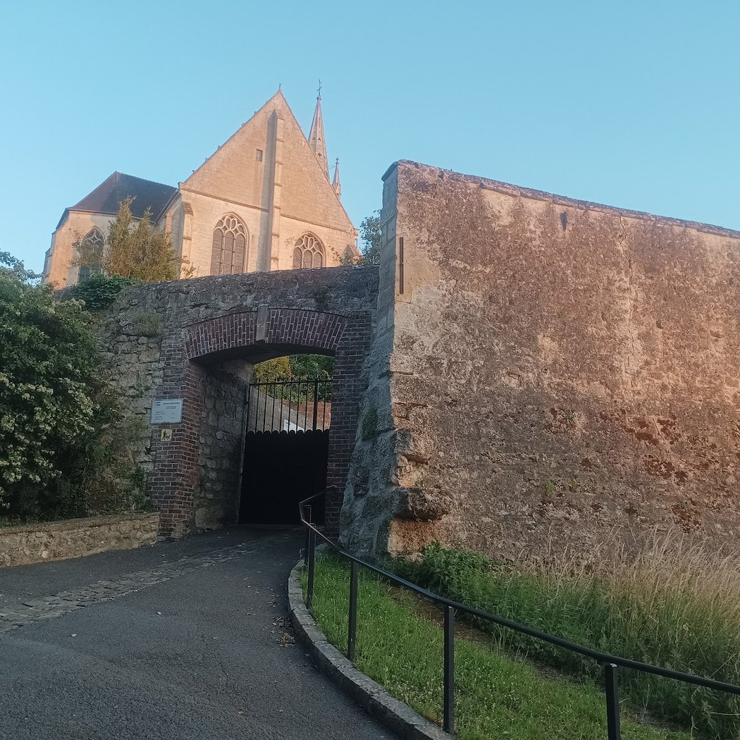 Chemin de ronde 2