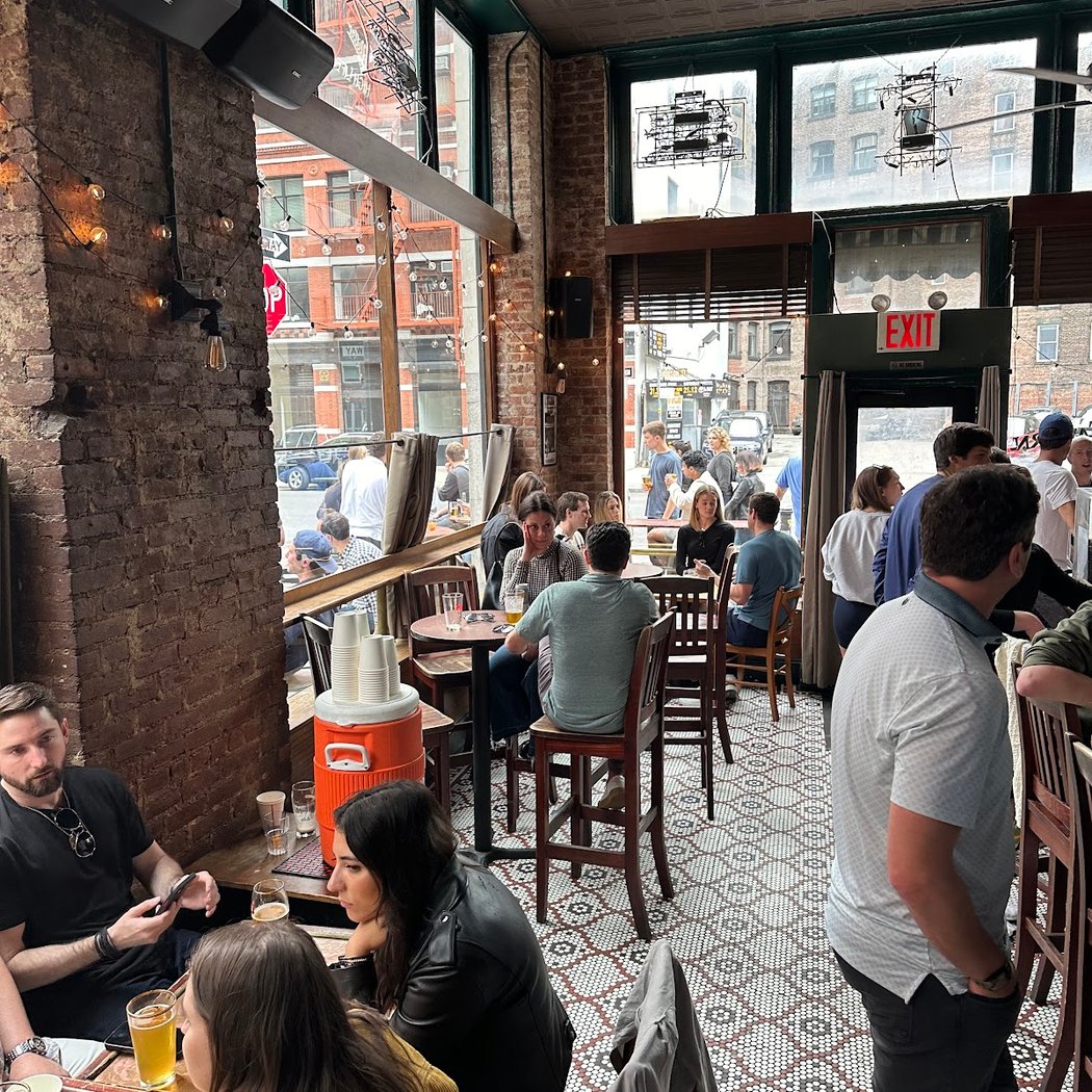 Puffy's Tavern 1