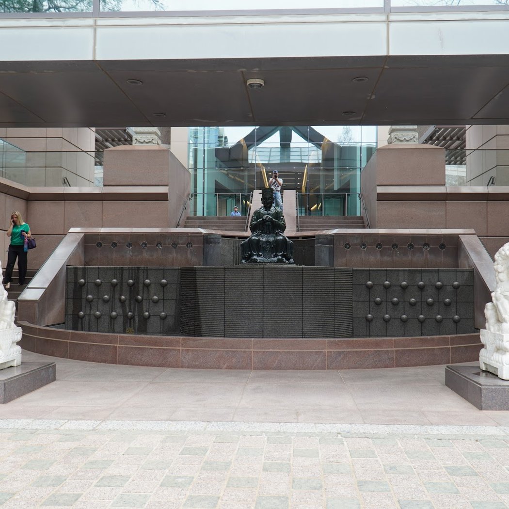 Crow Museum of Asian Art of The University of Texas at Dallas 3
