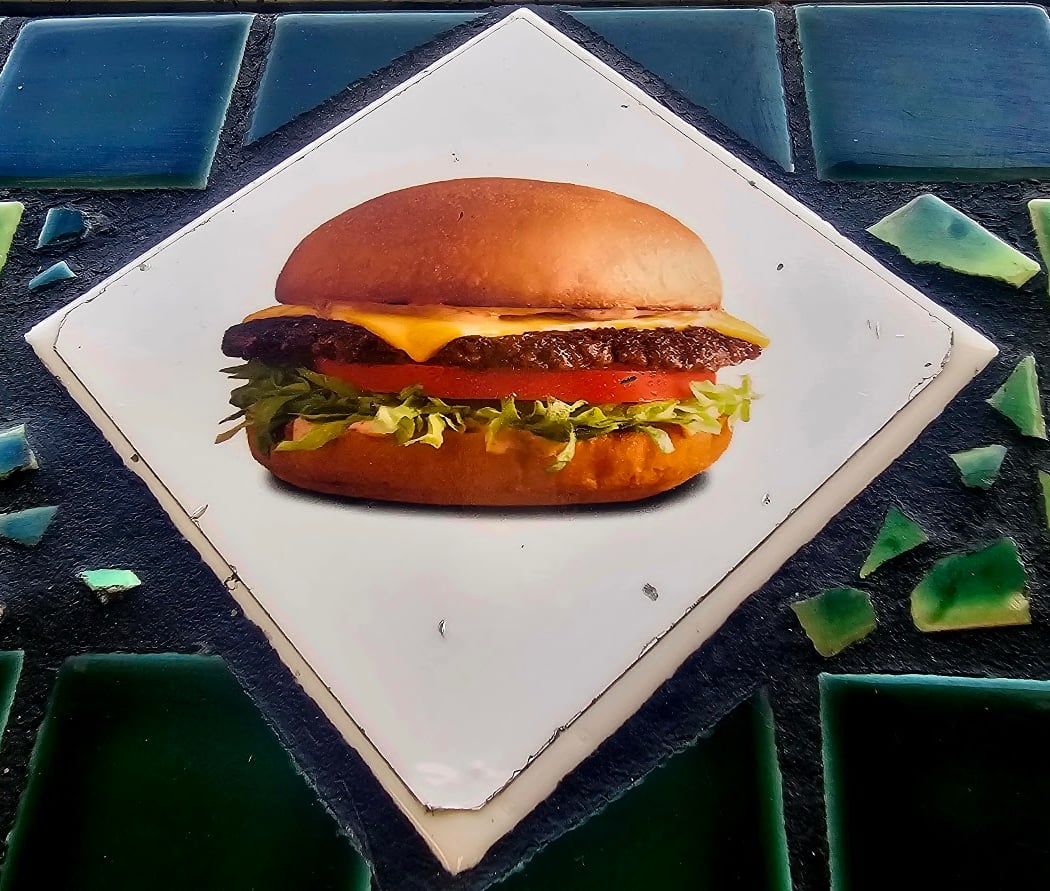 Bud's Giant Burgers 1