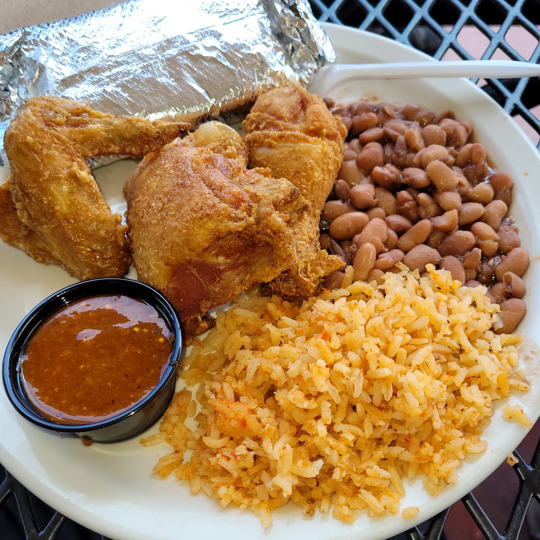 Taqueria La Gallina 1