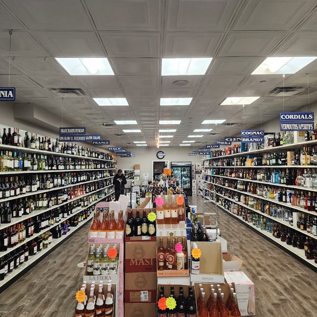 LGC Wine & Liquors 1