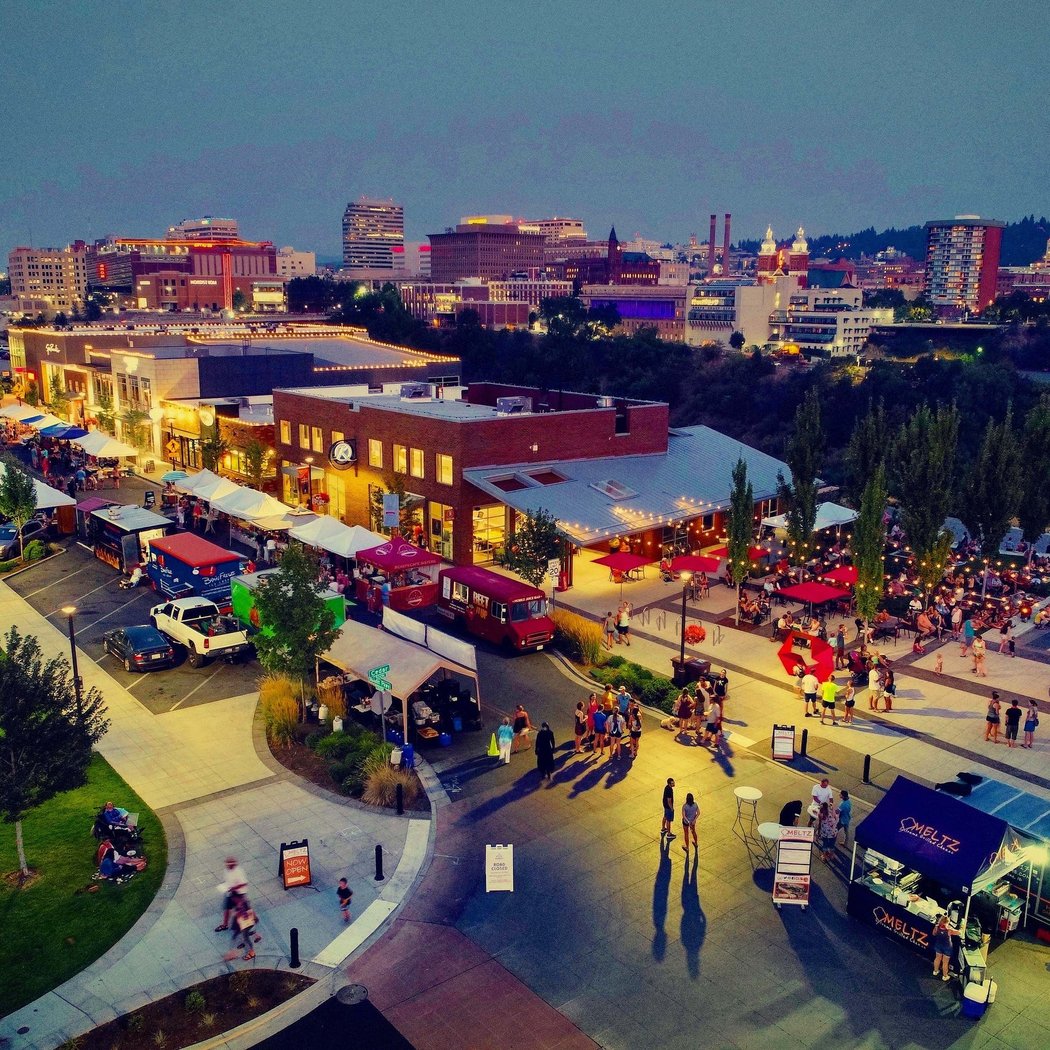 Kendall Yards Night Market 1