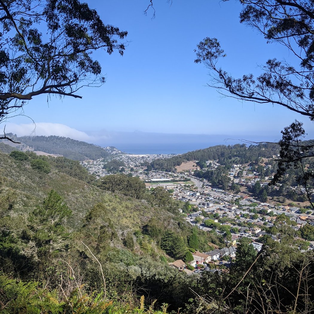 Montara Mountain Trailhead 2