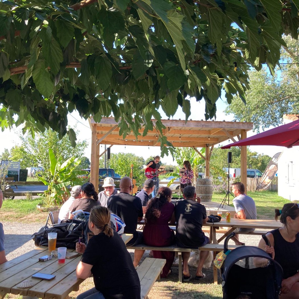 La Cale Sauvage - Guinguette ( Bar / Restaurant / Concerts - ouvert à tous) 2
