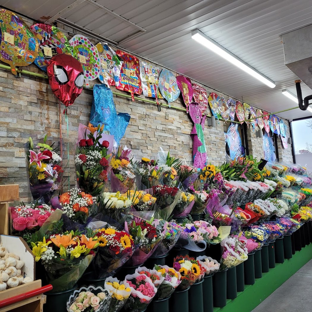 The Q Kosher Supermarket 3