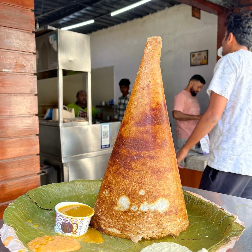 Guru's Tiffin 1