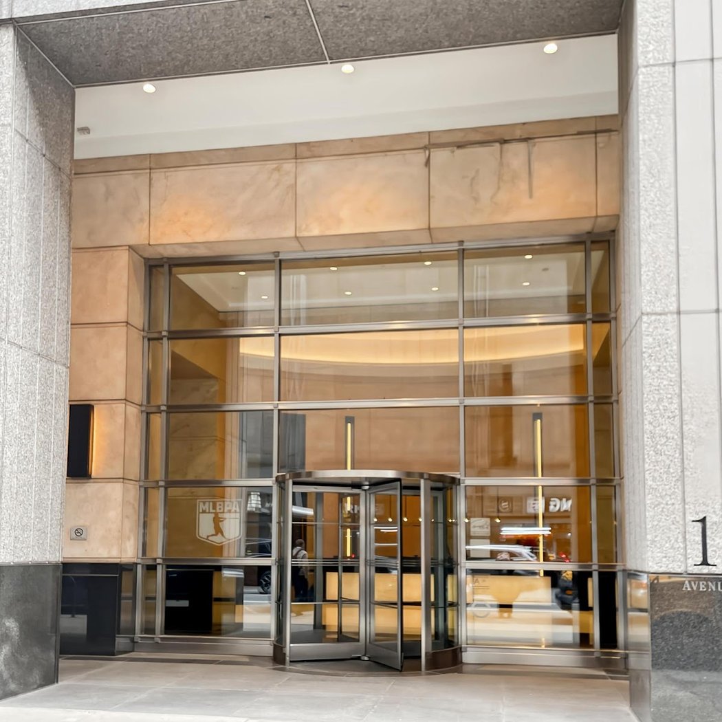 Regus - New York City - 1325 Avenue of Americas 2