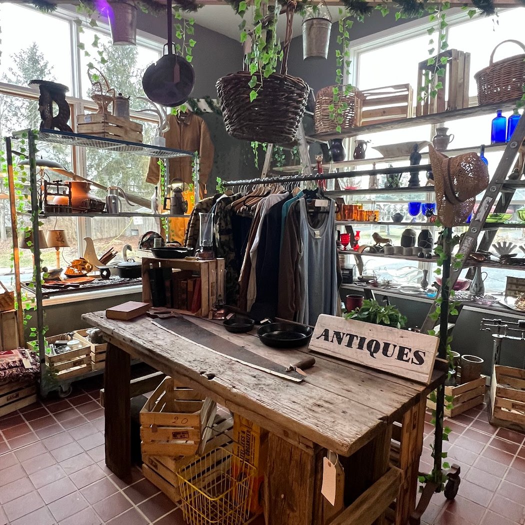 The Vintage Shop 1
