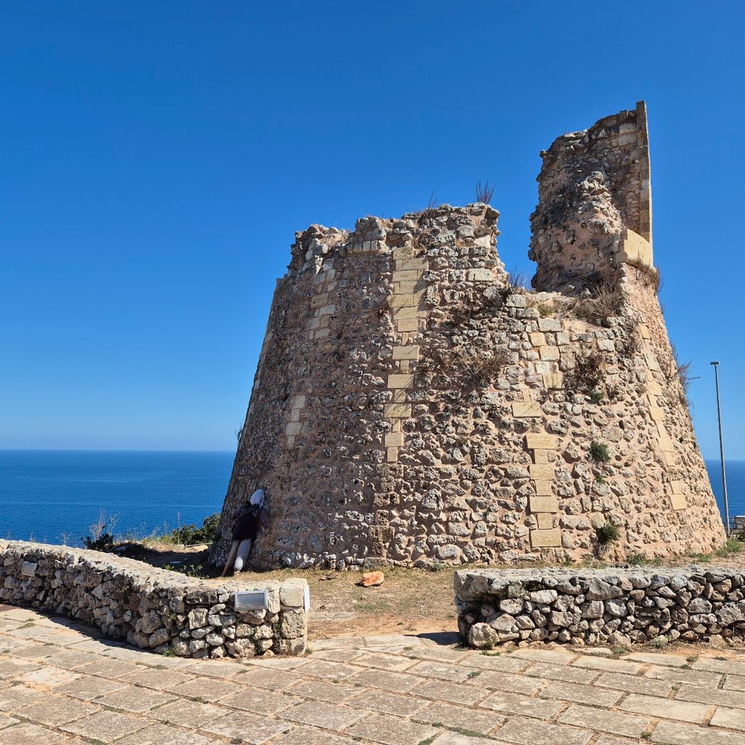 Torre Nasparo 1