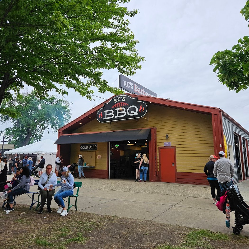 RC's BBQ 3