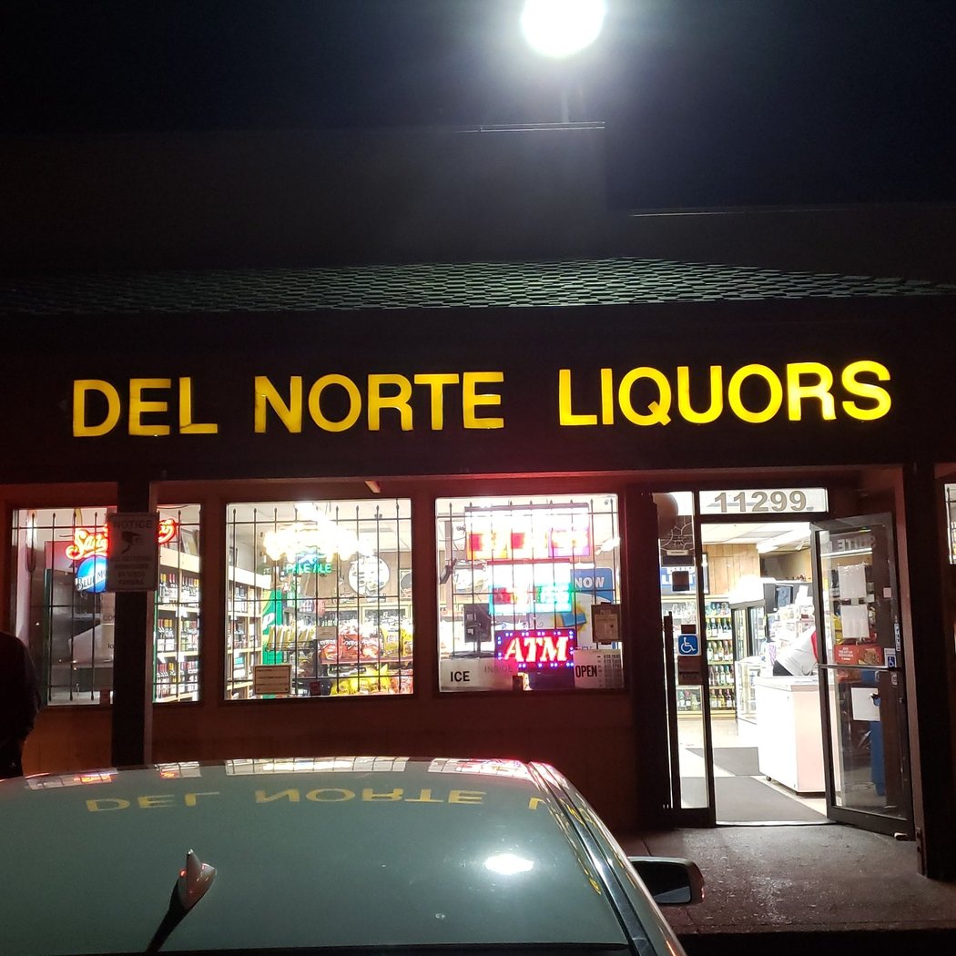 Del Norte Liquors 2