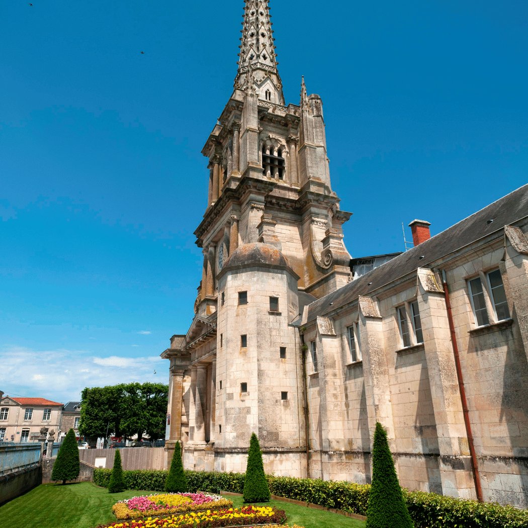 Luçon Cathedral 1