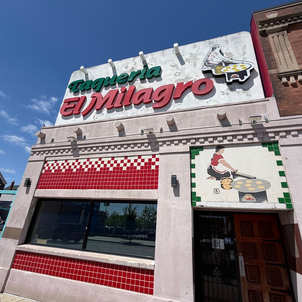 Taqueria El Milagro 2