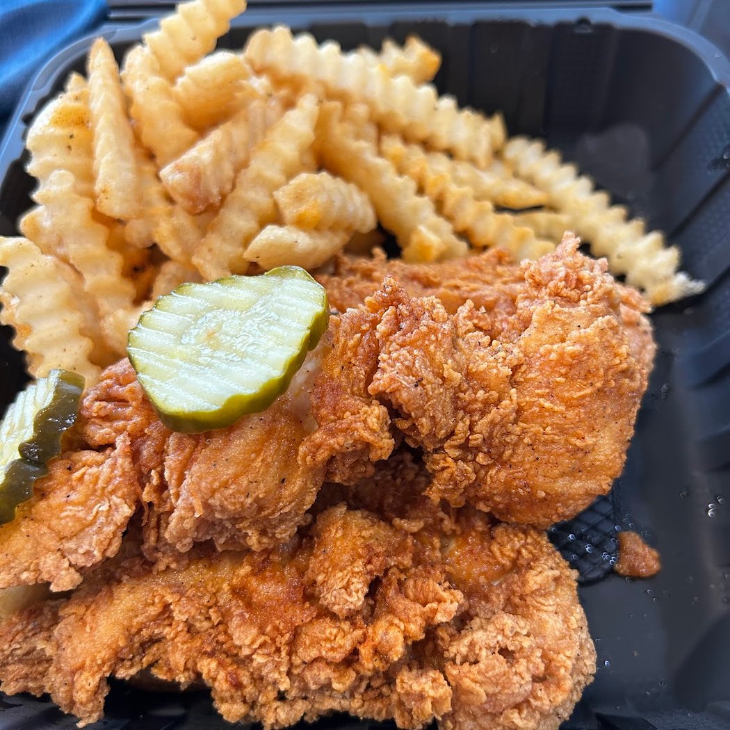 Hattie B’s Hot Chicken 3