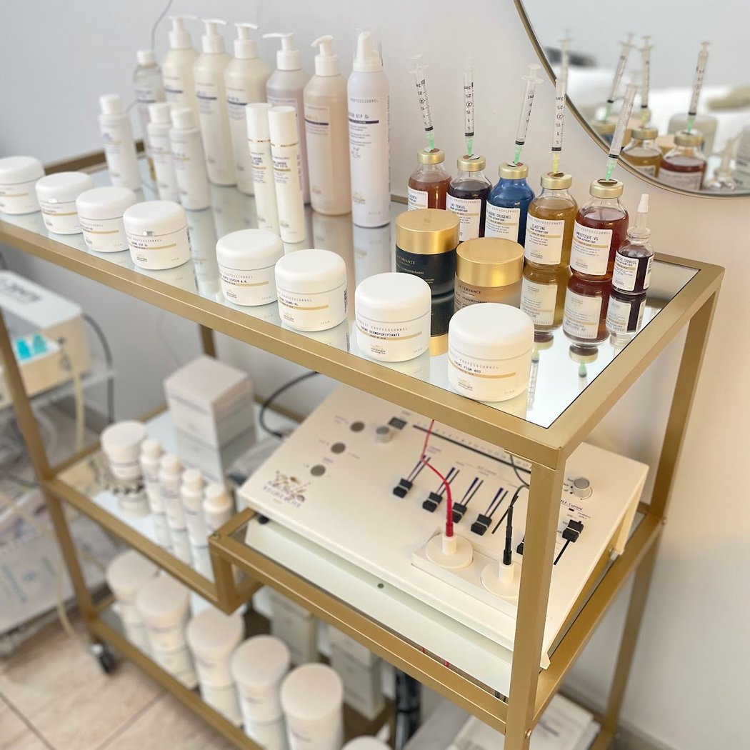 Opulence Glamour Skin Clinic 1