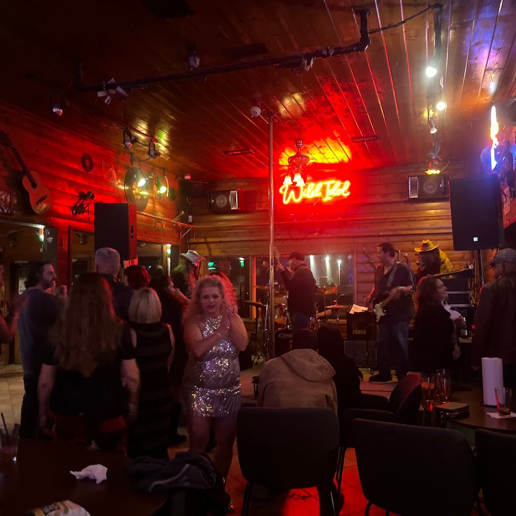 Wild Idol Saloon 5