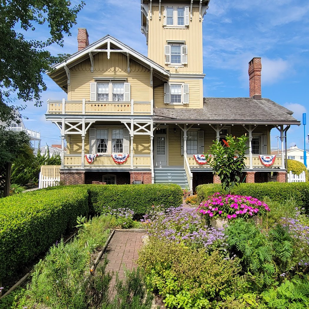 Hereford Inlet Lighthouse 1