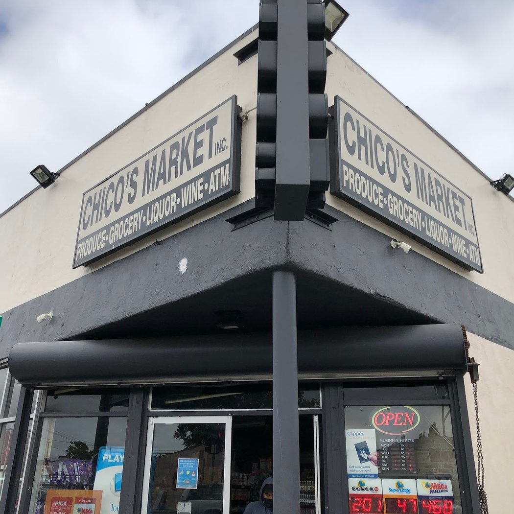 Chico's Market 2