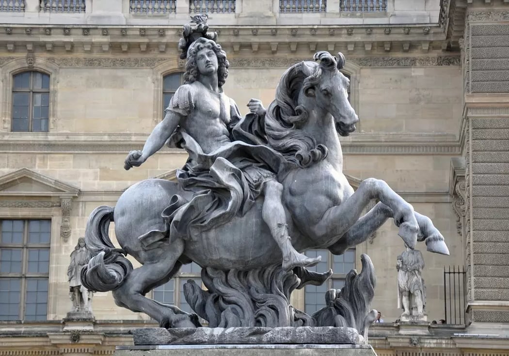 Statue of Louis XIV 1