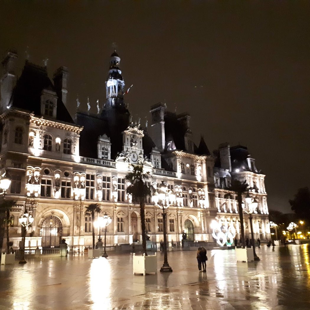 Quai de l'Hôtel de ville 3