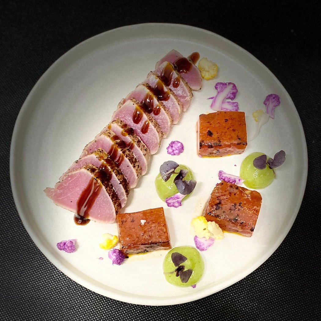 257 Bar & Restaurant 1