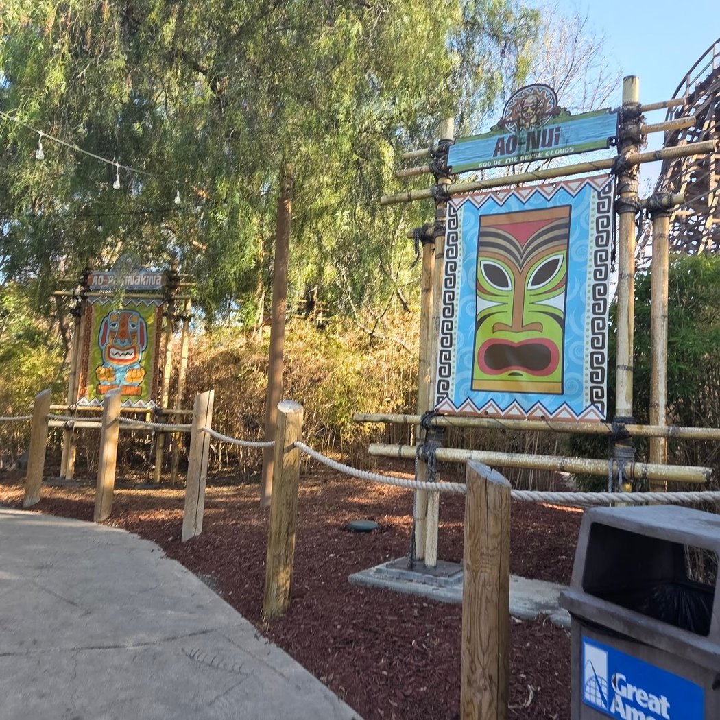 Tiki Twirl 3