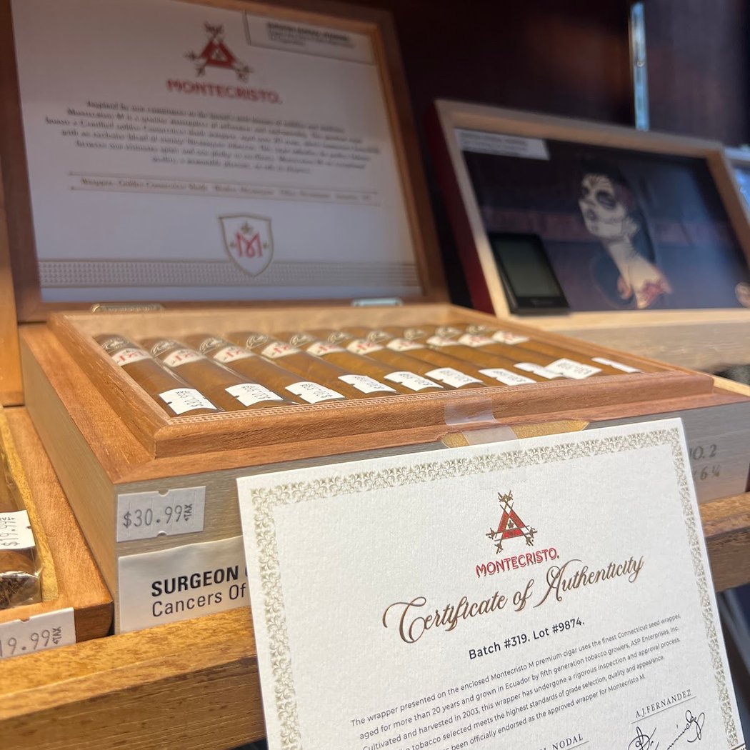 Liquor & Cigar Room 1