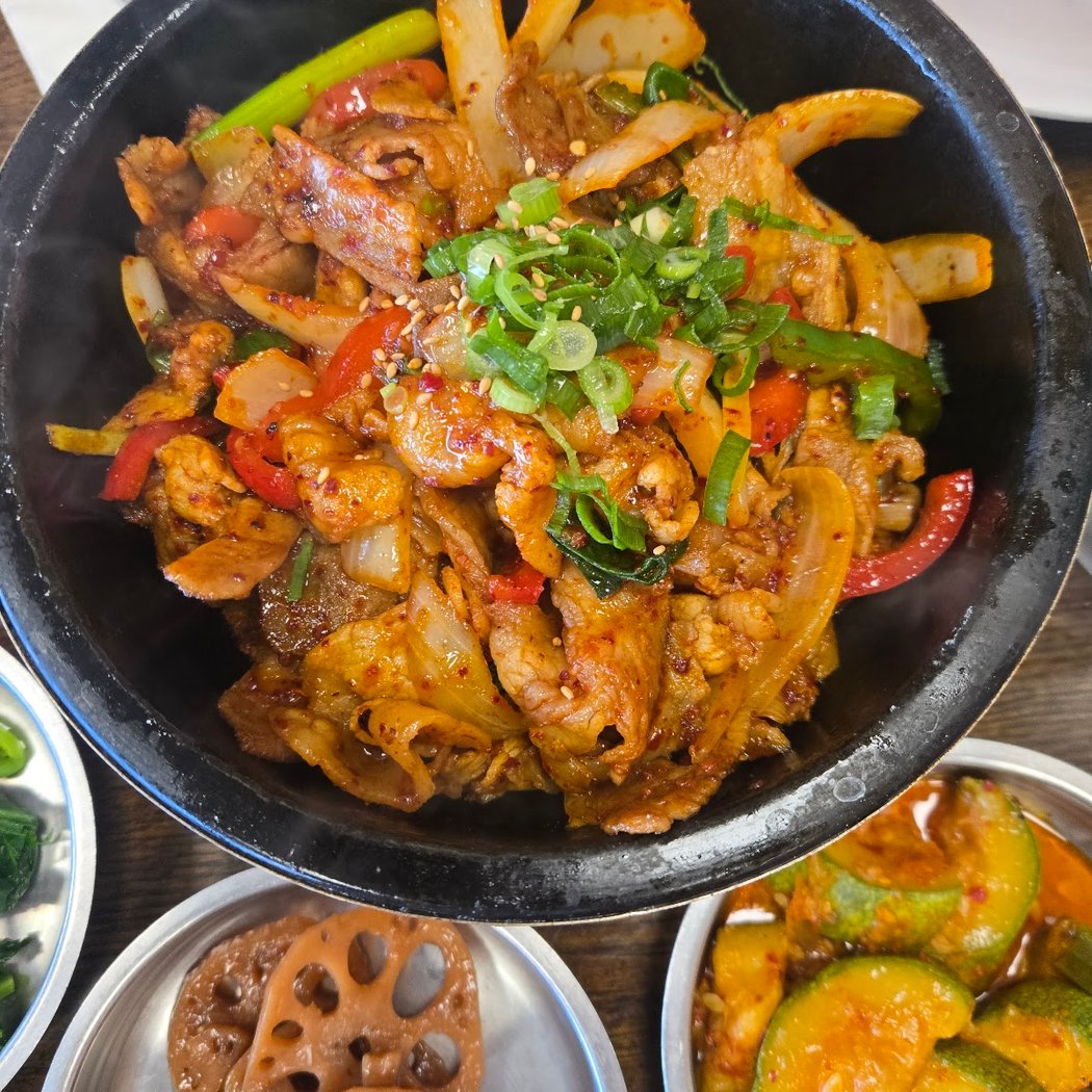 Ju Bang Jang 주방장 - Homestyle Korean Food Restaurant 한식 전문 1