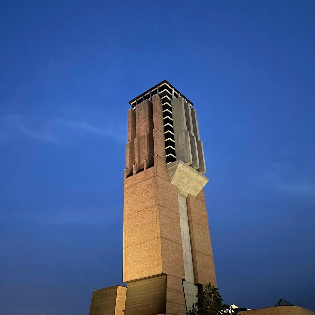Tiffany Ng, carillon 2