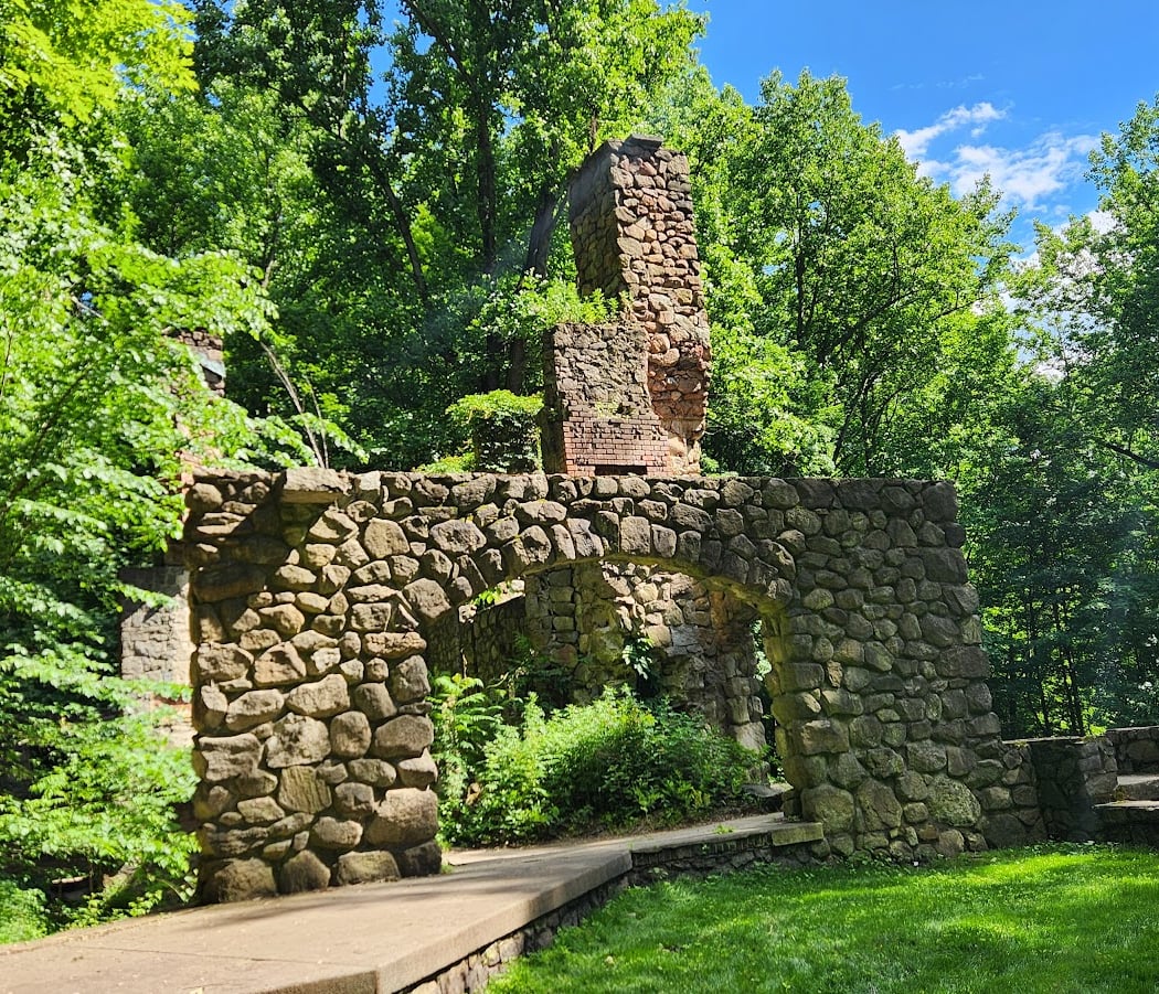 Hudson Highlands State Park Preserve visitor center 2