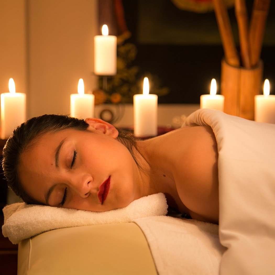 Candice Blanc - Praticienne Hypnose et Massages Bien Etre - Le Plessis Trévise 1