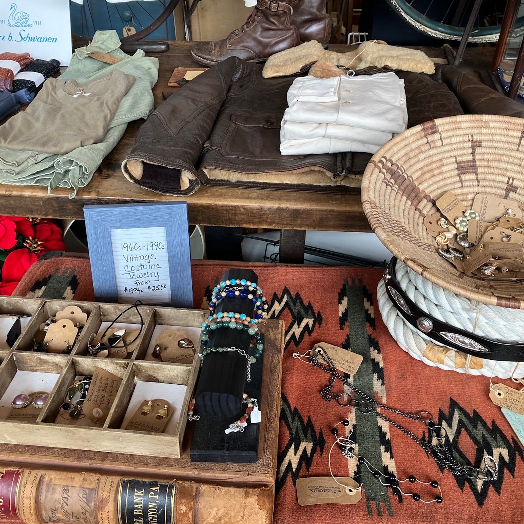 Connie's Vintage Trunk 1