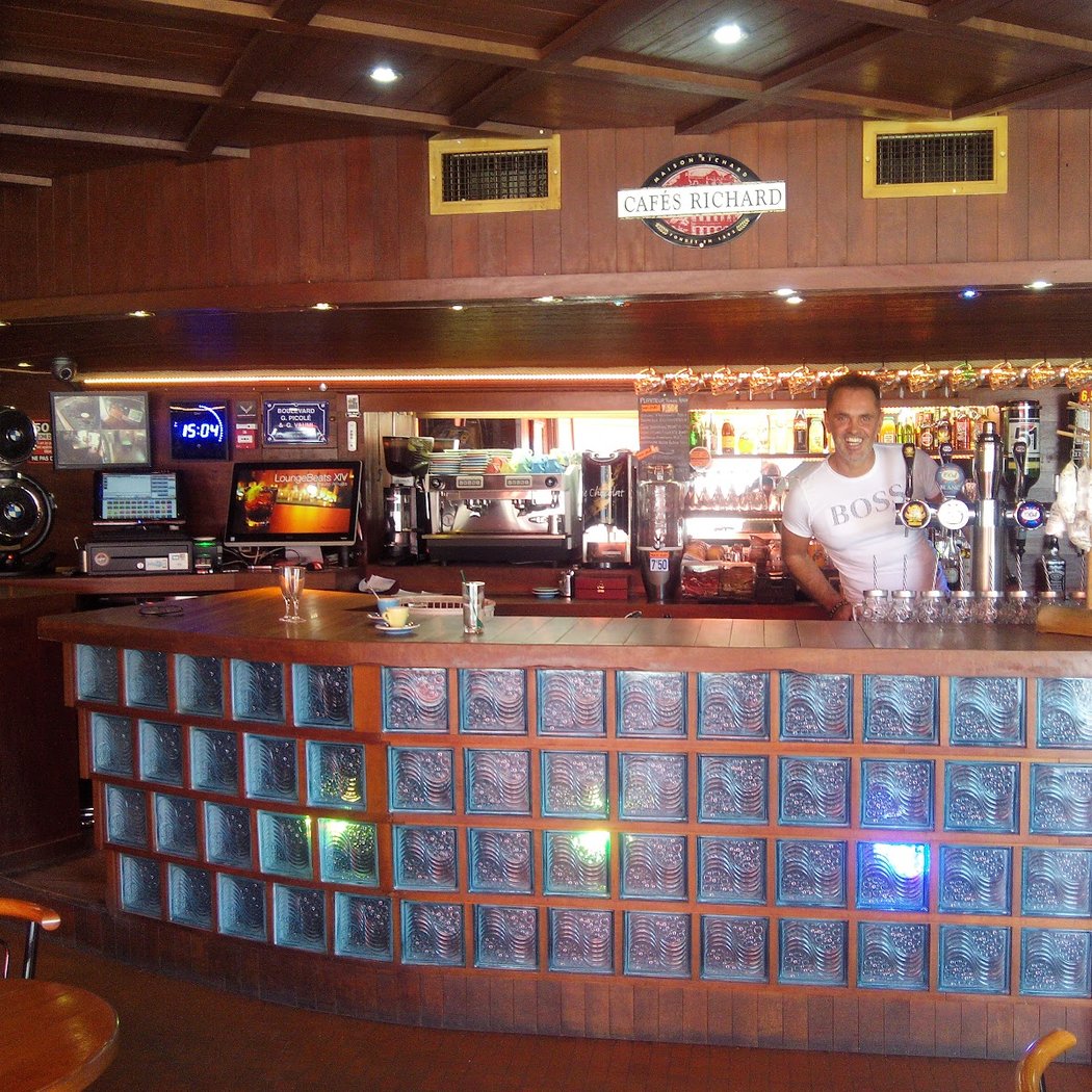 BAR-TABAC L'ÉVIDENCE 1
