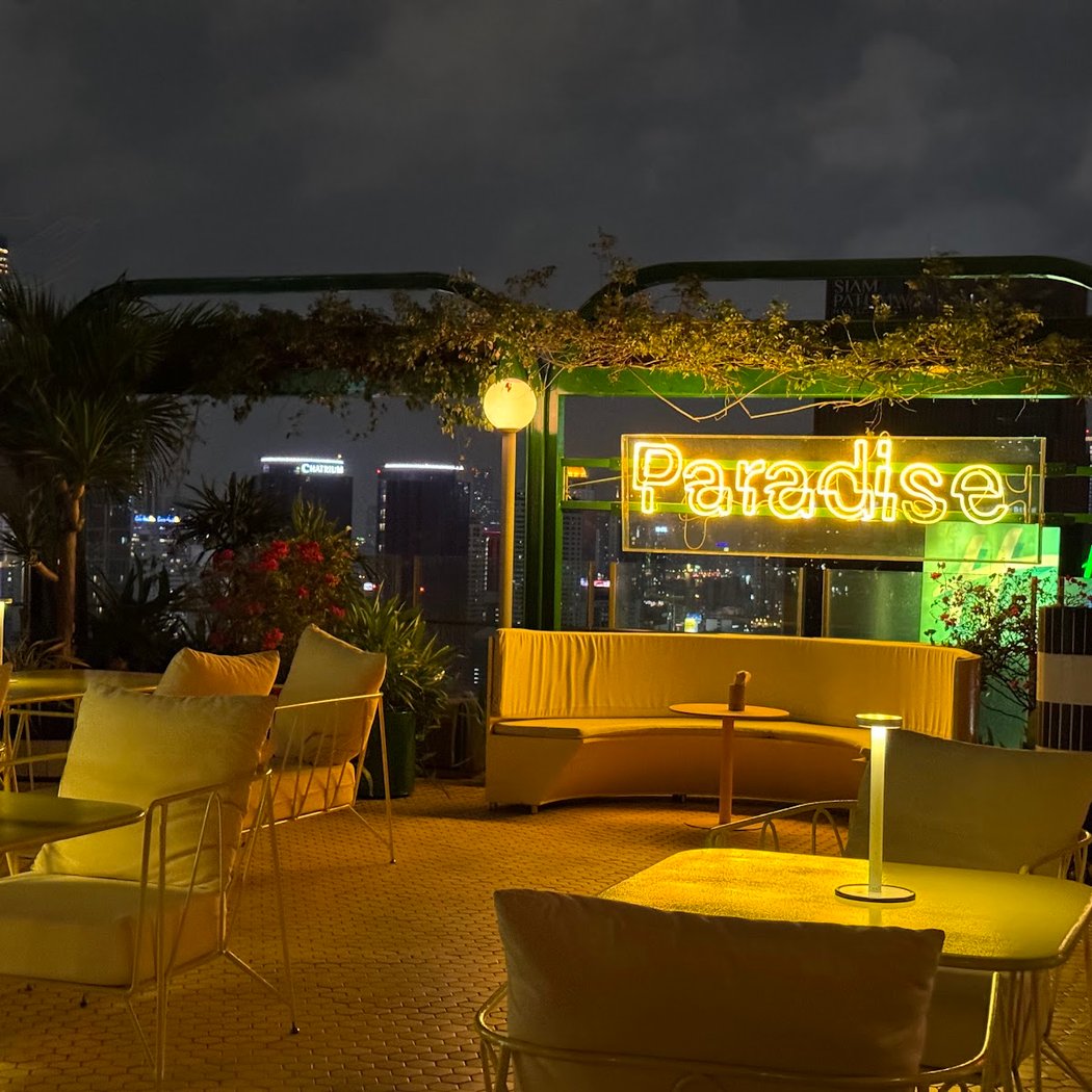 Reggaeton Paradise Rooftop Party 3