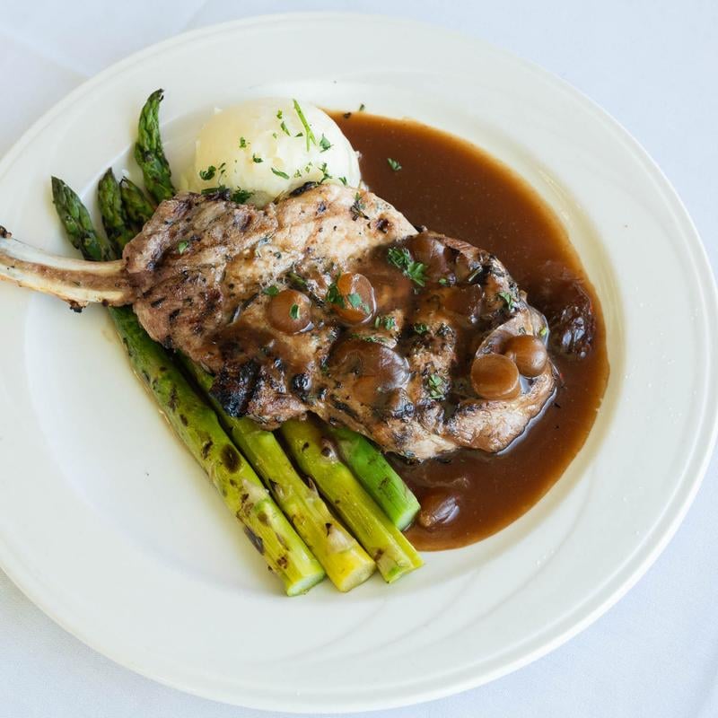 Lara's Fine Dining 1
