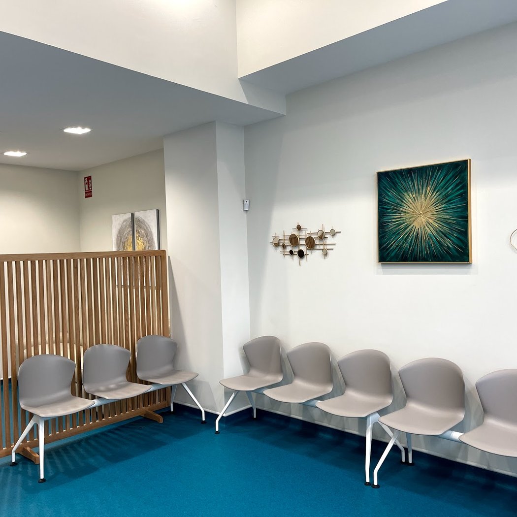 CLÍNICA ARENAL DENTAL, MEDICINA ESTÉTICA y DERMATOLOGÍA 2
