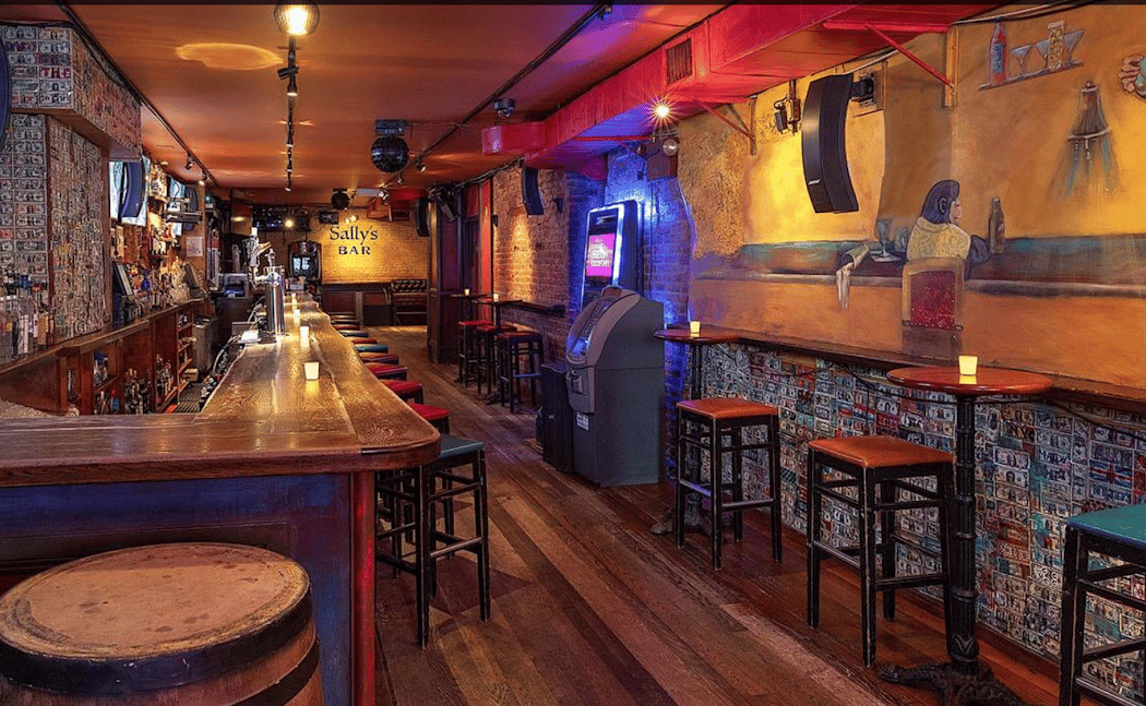 Sally's Bar 2