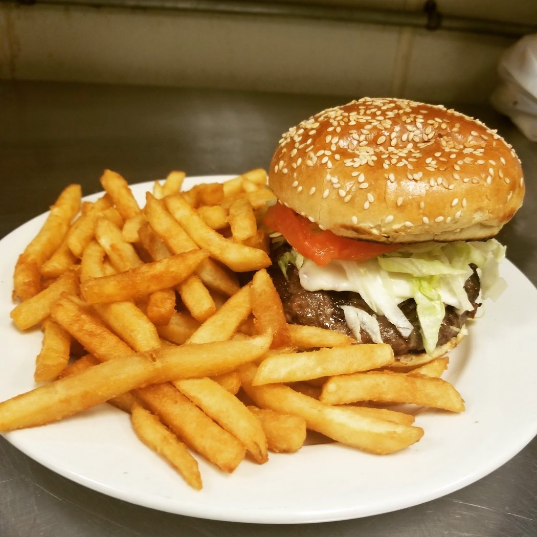 Madison's Pizza & Catering 3