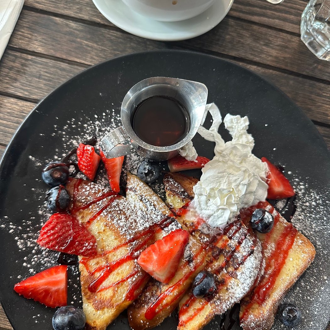 Brioche Bakery & Cafe 1