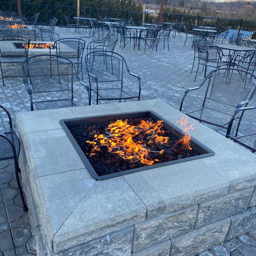 Fox Hollow Vineyards 3