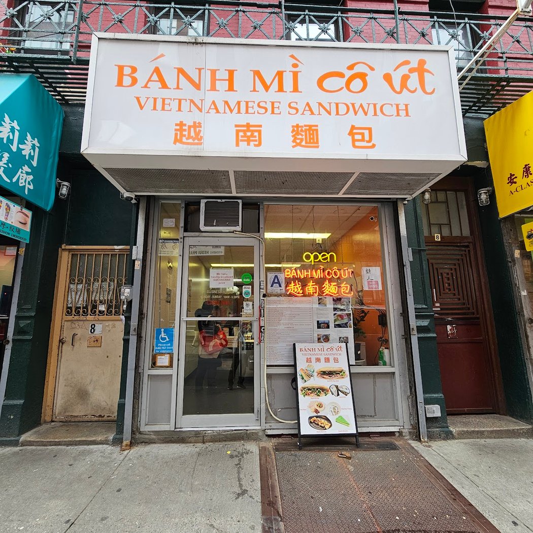 Bánh Mì Cô Út 3